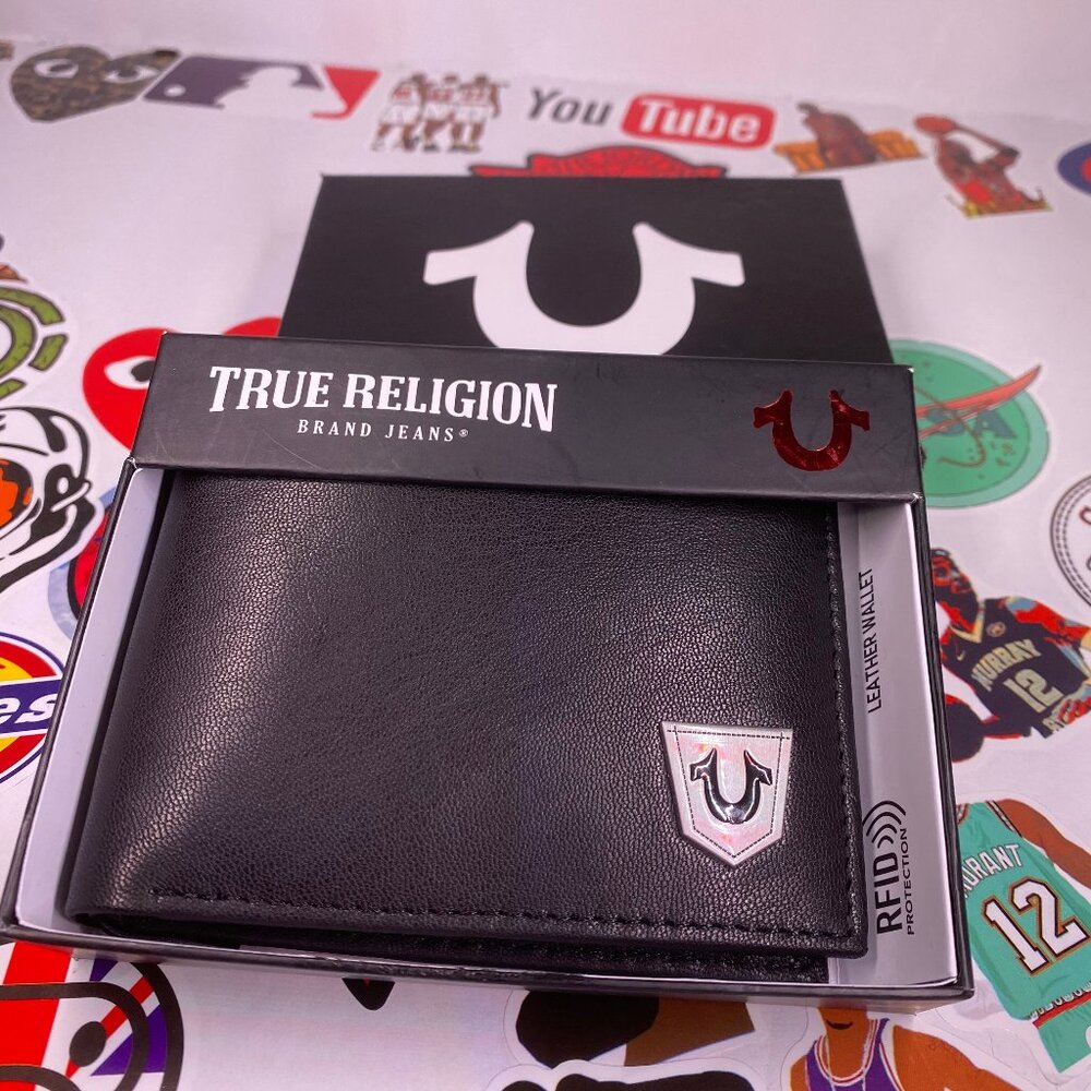New True Religion Men's Genuine Leather Black Bifold Wallet RFID Tr Red Logo NWT